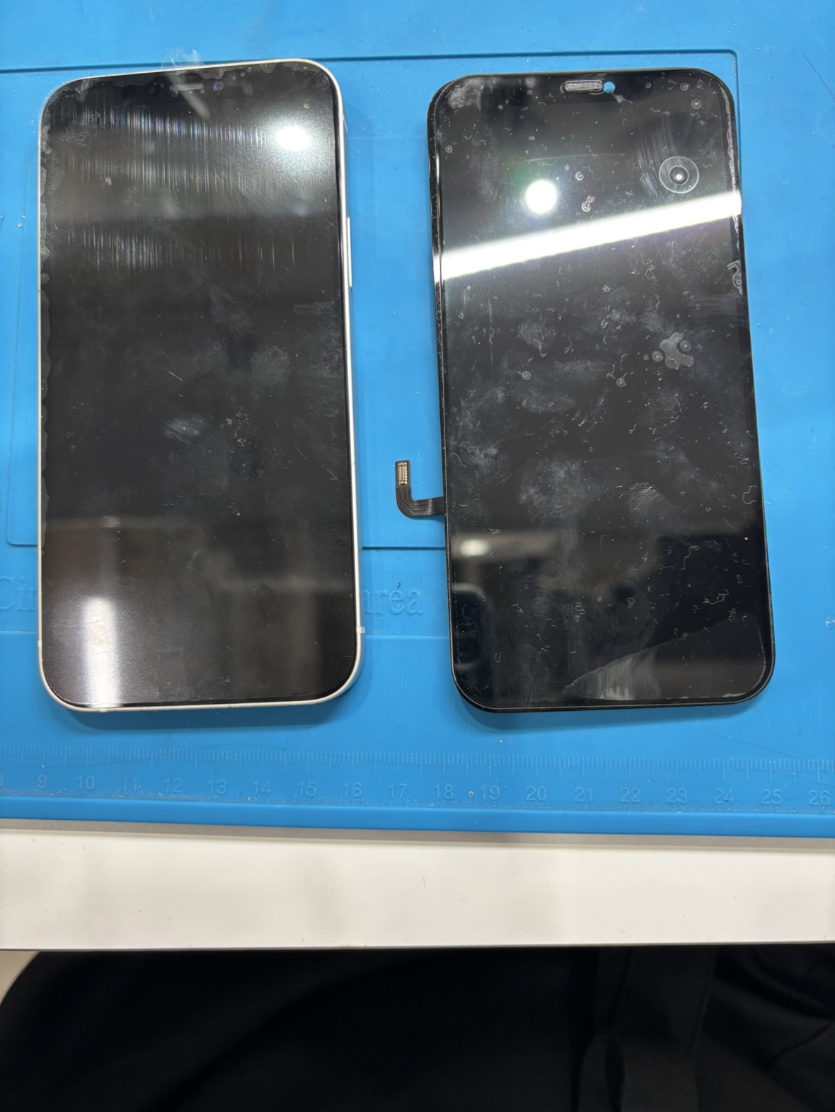 タッチが出来なくなってしまった！？iPhone12の画面交換は【スマホ修理工房池袋P‘パルコ店】へお越しください！